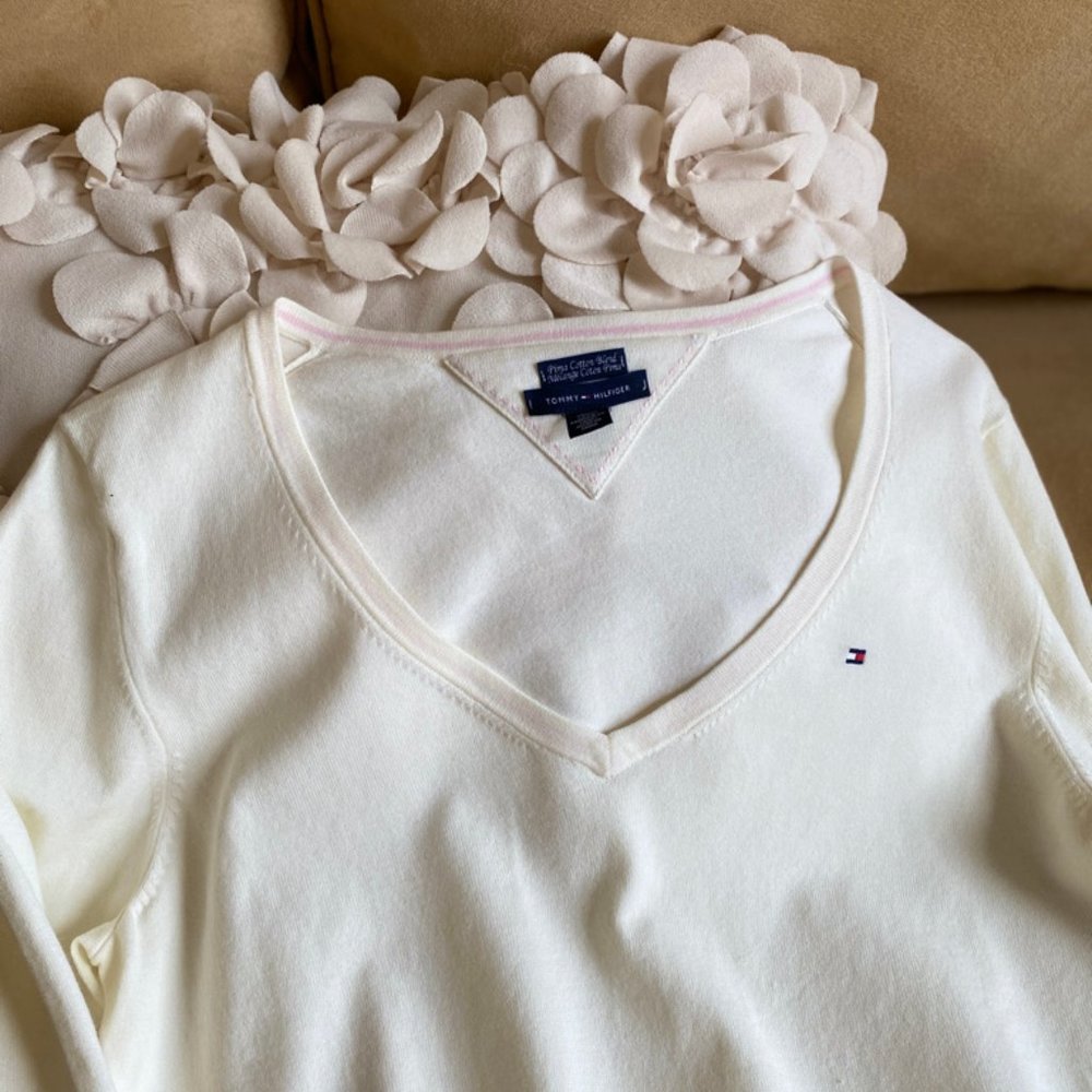Tommy Hilfiger women V-neck sweater - Picture 5 of 10